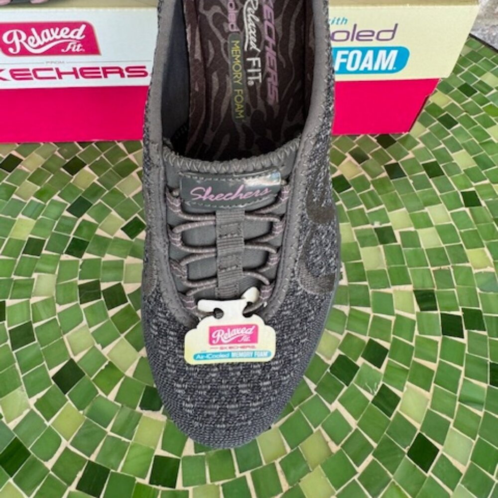 SKECHERS RELAXED FIT BREATHE EASY FORTUNEKNIT - Picture 2 of 13